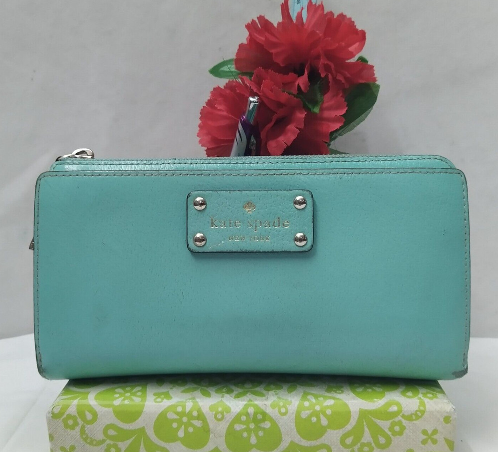 Kate Spade New York Aqua Blue Leather Zip Around Credit Card Wallet